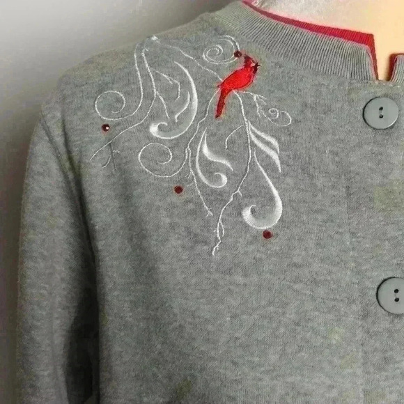Bonnie Evans Gray Red Button Sweater Sz Petite Medium - Picture 3 of 6